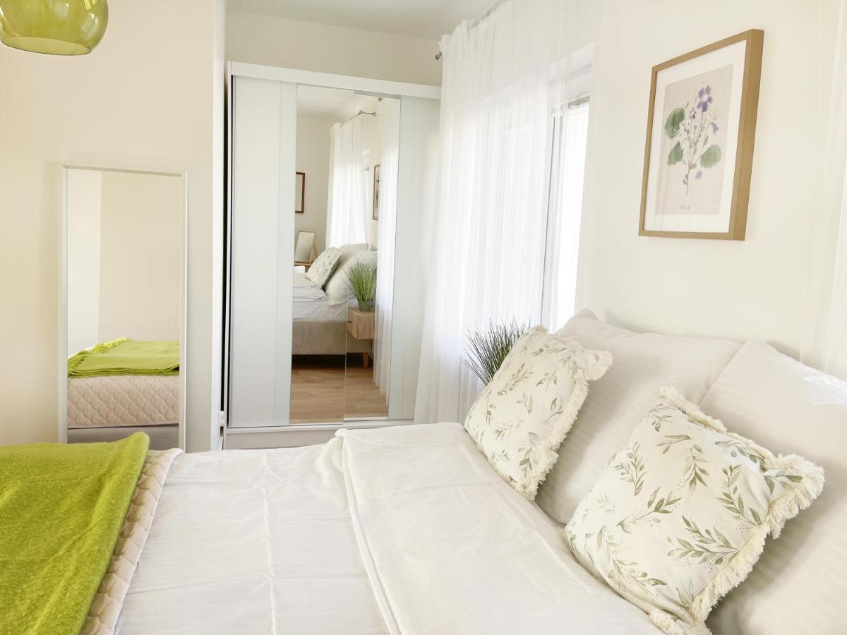 La Ola Apartamenty เมียลโน ภายนอก รูปภาพ